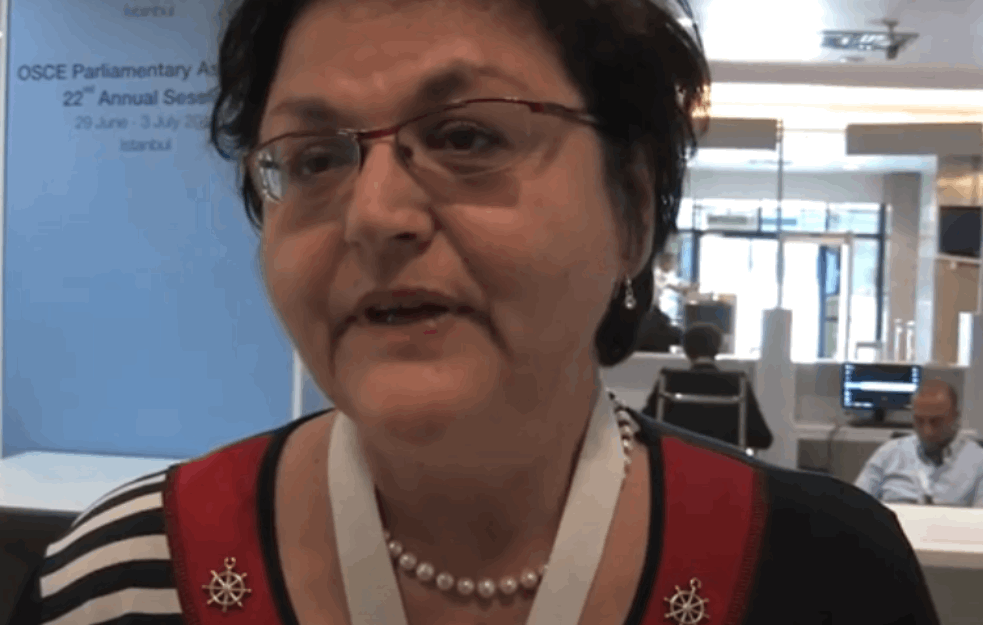 SRBIJA ČEKA NA ZAKON O ISTOPOLNIM ZAJEDNICAMA: Čomić: 'Nedostaje kultura dijaloga i kompromisa'